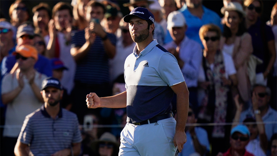 Jon Rahm saca el oficio para rondar el liderato