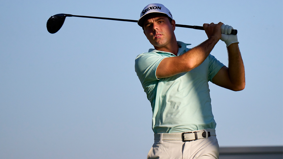 Los españoles toman buenas posiciones en un primer día positivo