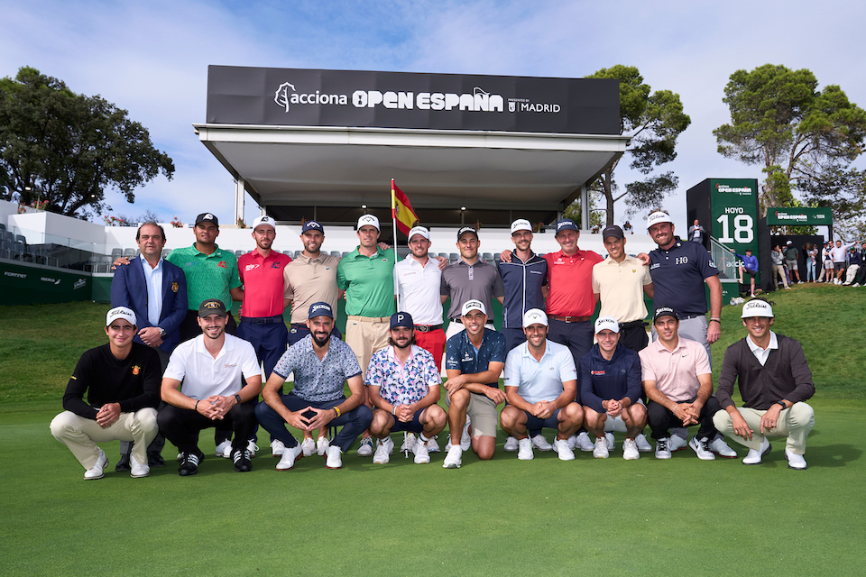 Una tradición maravillosa: Nacho Elvira lidera la foto de la Armada