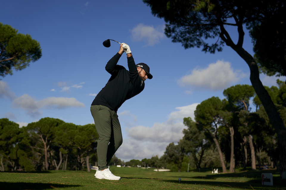 Tyrrell Hatton le coge el gusto al Club de Campo Villa de Madrid